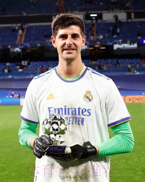 记者:库尔图瓦就像一堵墙 他处在职业生涯最佳时期 记者:库尔图瓦就像一堵墙 他处在职业生涯最佳时期